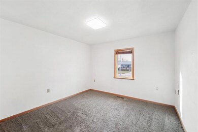 602 N 12th St, Guthrie Center, IA 50115 - photo 7