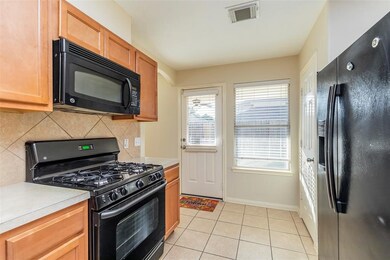 15807 Sarasam Creek Ct, Houston, TX 77096 - photo 6