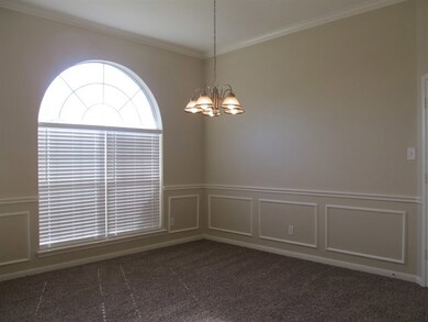 26114 Oakridge Forest Ln, Spring, TX 77386 - photo 4