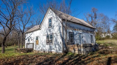 210 N Oak St, Salem, AR 72576 - photo 5