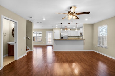 194 Wainwright Dr_20221121_018