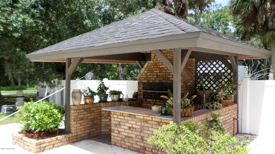 Summer Kitchen