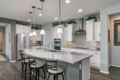 7) KITCHEN