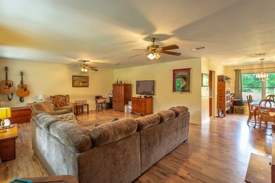 242 Emmett Whaley Rd, Crawfordville, FL 32327 - photo 5