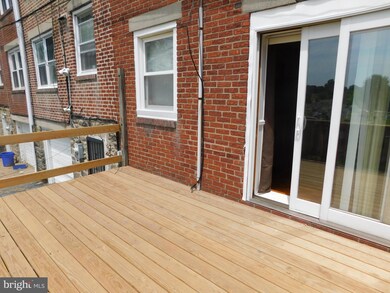 6816 Clover Ln, Upper Darby, PA 19082 - photo 6