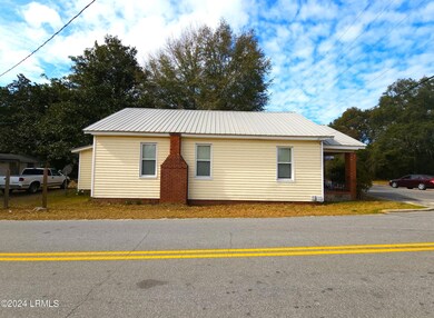 1 Side View (002)