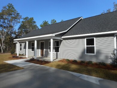 74 Crawford Ave, Crawfordville, FL 32327 - photo 2