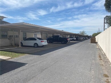 1713 Tierra Dulce Dr unit 4, Edinburg, TX 78539 - photo 4