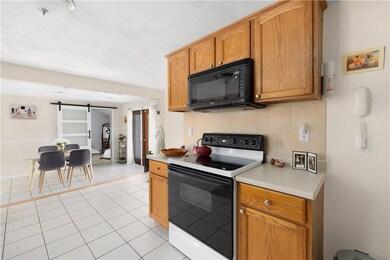 29 Juniper Dr, Cranston, RI 02920 - photo 7