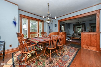 907 2nd Ave E - New England-32 (Custom)