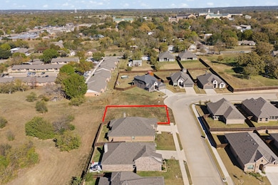 404 Molly Ln, Keene, TX 76059 - photo 7