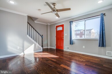 668 Queensgate Rd, Baltimore, MD 21229 - photo 4