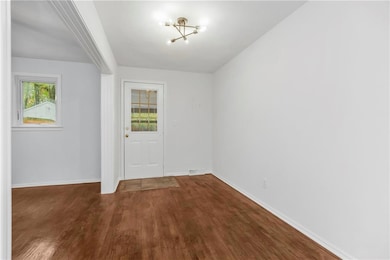 513 E Poplar St, Olathe, KS 66061 - photo 6