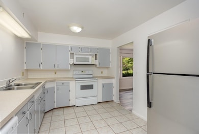 5524 Swede Ave, Midland, MI 48642 - photo 6