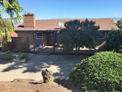 unlisted-address, the Dalles, OR 97058 - photo 4