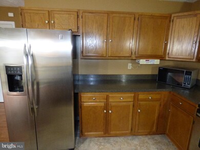 6640 Antelope Ct, Waldorf, MD 20603 - photo 4