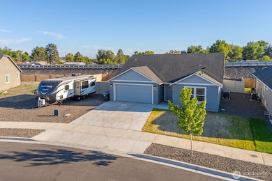1205 W Sequoia Rd, Moses Lake, WA 98837 - photo 3