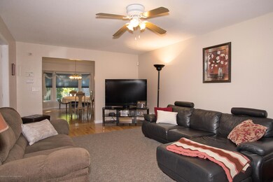 _RMJ1297 living room