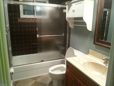 339 Gayle Dr, Sheffield Lake, OH 44054 - photo 4