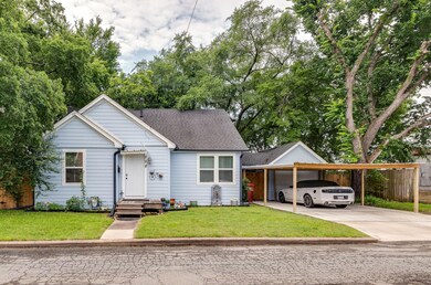 208 E 7th St, Bonham, TX 75418 - photo 2