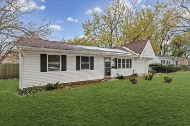 702 S Scottswood Dr, Urbana, IL 61802 - photo 3