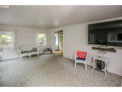 6185 Columbia St, Arch Cape, OR 97102 - photo 6