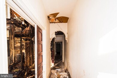 1806 N Mount St, Baltimore, MD 21217 - photo 2