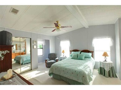 207 Manatee Ct, Sebastian, FL 32976 - photo 6