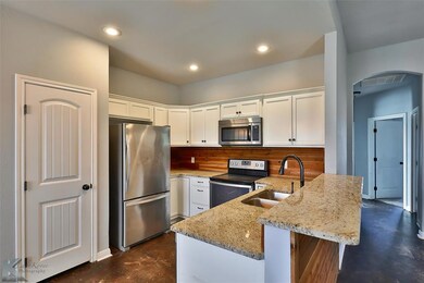 379 Foxtrot Ln, Potosi, TX 79602 - photo 4