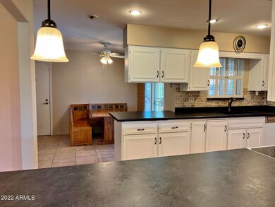 10740 W Hatcher Rd unit 60, Sun City, AZ 85351 - photo 7