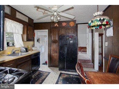 104 E Athens Ave, Ardmore, PA 19003 - photo 5