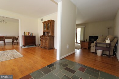 8102 Overlook Ct, Frederick, MD 21702 - photo 4
