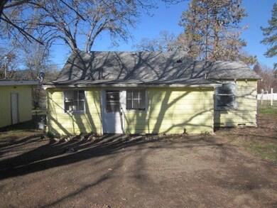 11282 Blackwell Rd, Central Point, OR 97502 - photo 4