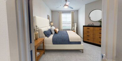 680 E Algonquin Rd unit 1310, Schaumburg, IL 60173 - photo 5