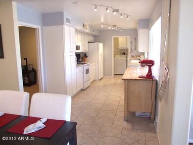 30ST 9 Kitchen