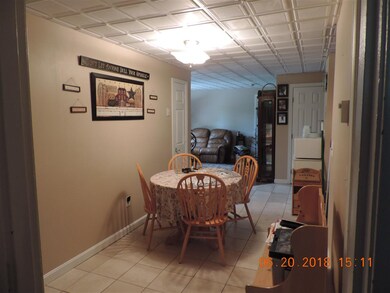 105G Capitol Hill Dr unit Woodland Village, Londonderry, NH 03053 - photo 4