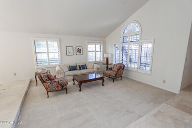 5 Living Room