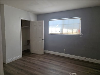 1110 W Cubbon St, Santa Ana, CA 92703 - photo 5