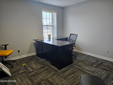 218 N Broadway, Crookston, MN 56716 - photo 4