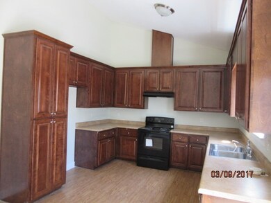 17 Pecan St, Crawfordville, FL 32327 - photo 3