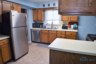 610 Riverside Dr, Woodville, OH 43469 - photo 4