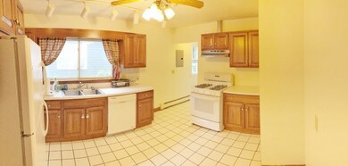 234 Brook Rd unit 1, Milton, MA 02186 - photo 3