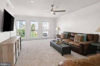 25138 Sweet Myrtle Square, Aldie, VA 20105 - photo 7