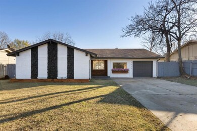 7920 Limerick Ln, North Richland Hills, TX 76180 - photo 3