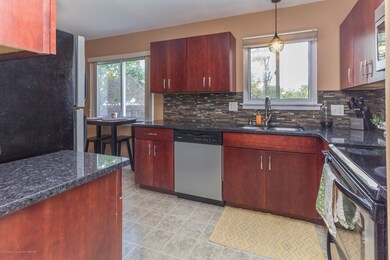 3711 Berwick Dr, Lansing, MI 48911 - photo 6