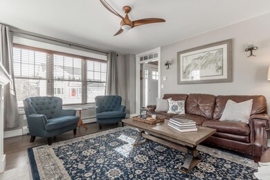 4 Living Room