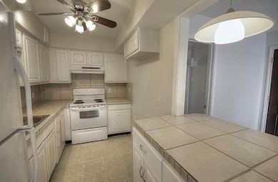 2574 Marilee Ln unit 18, Houston, TX 77057 - photo 6