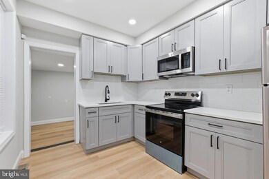 2125 N 28th St, Philadelphia, PA 19121 - photo 7