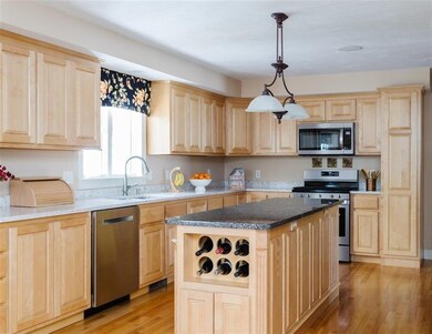 10 Playhouse Cir, Hampton, NH 03842 - photo 7