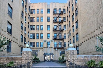 1610 Avenue P unit 4T, Brooklyn, NY 11229 - photo 2